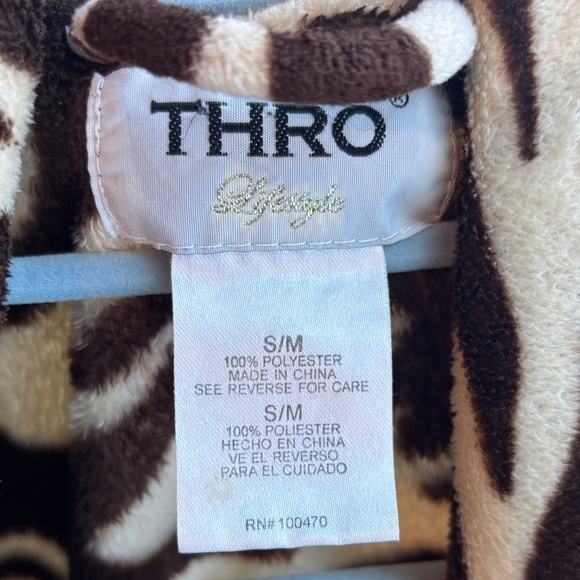 Zebra Print Women's Robe - Picture 5 of 7